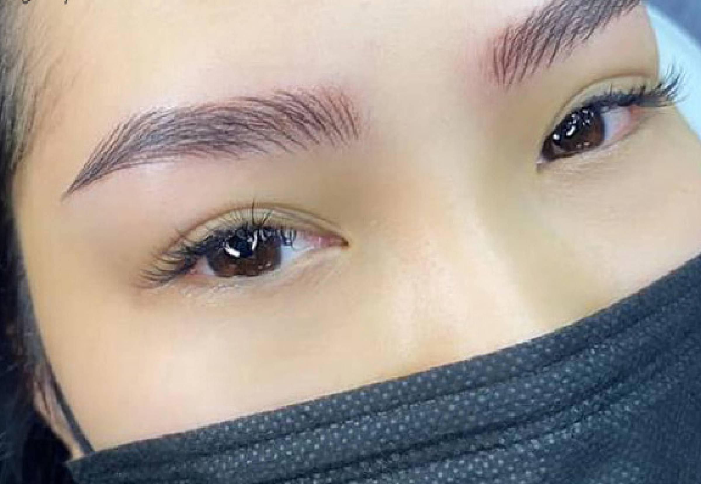 Xử lý hiệu quả lông mày trổ xanh/đỏ & Phun dáng mới