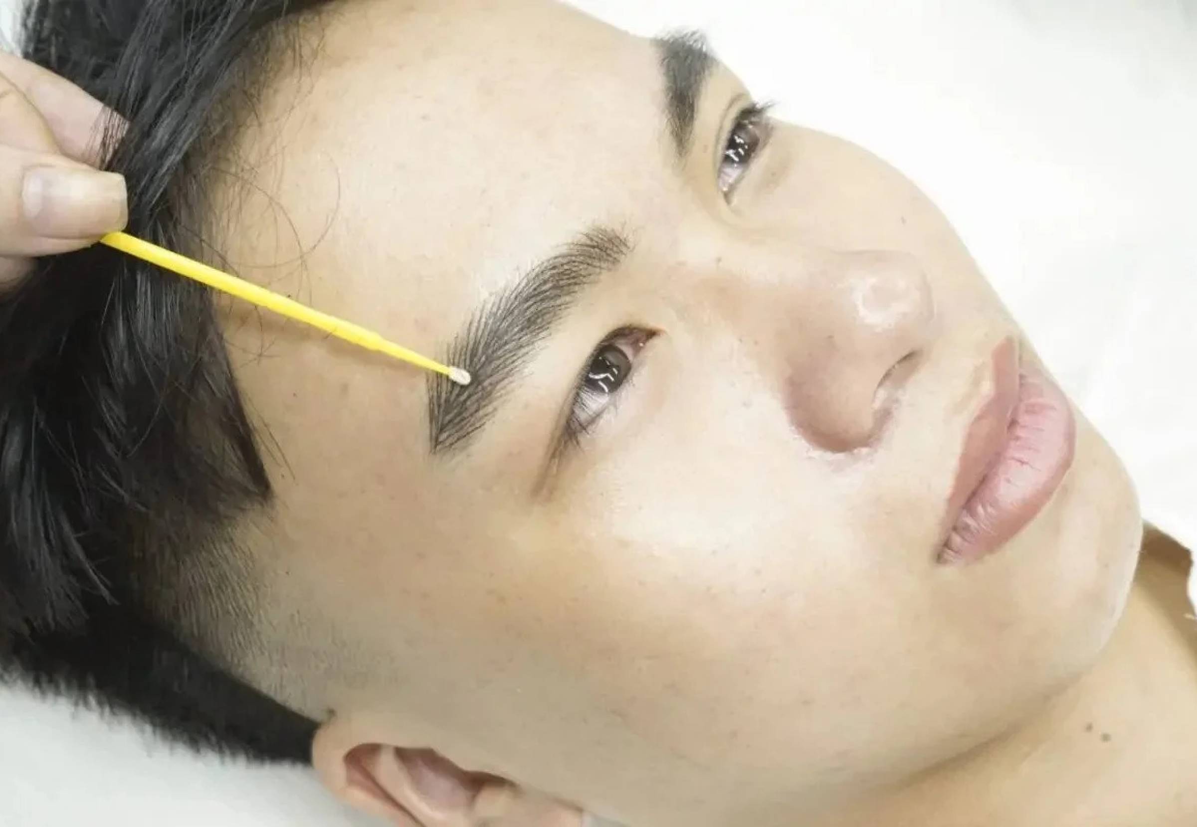 Điêu khắc chân mày Nam tính siêu sắc nét siêu thật LuxStroke